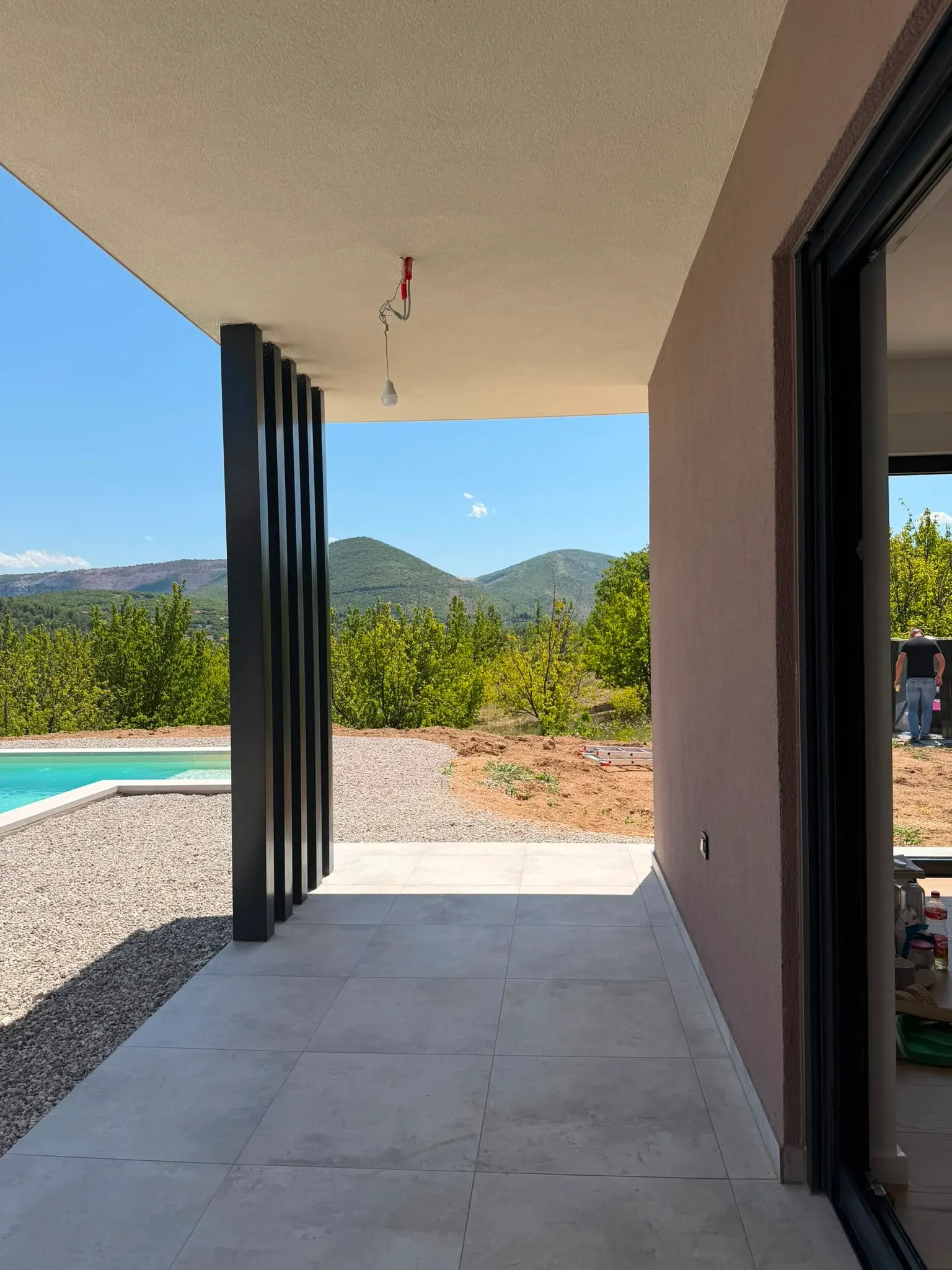 Vila Inna, Buna — realizacija